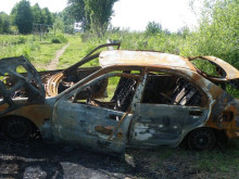 Кола изгоря до основи след умишлен палеж в Кюстендил