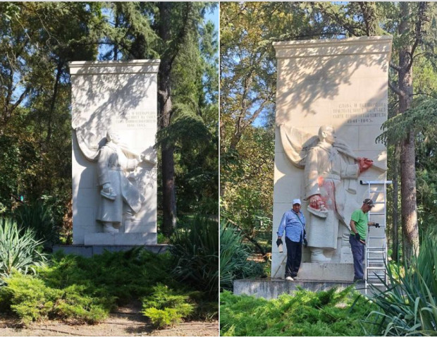 Почистиха осквернения с червена боя Паметник на Съветската армия в Стара Загора