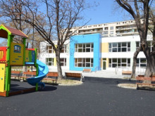 Община Пловдив ще облагороди дворните пространства на 15 училища