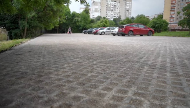 22 са новите места за паркиране в междублоковите пространства в столичния квартал "Люлин"