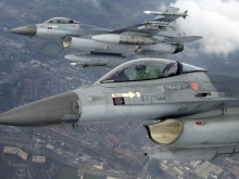 Украйна ще получи F-16, които са модернизирани в средата на 90-те