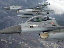 Украйна ще получи F-16, които са модернизирани в средата на 90-те