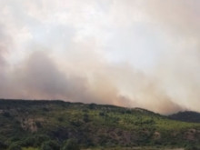 Овладян е пожара до село Младиново, Хасковско