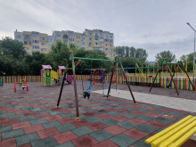 Продължава ремонтите на детски площадки и игрища в Търговище