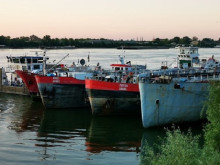 Дунав спада за пореден ден, рано е да се говори за опасност за корабоплаването