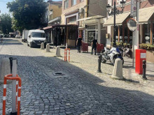 Бариера ще спира безразборното влизане на коли в пешеходната част на "Отец Паисий" в Пловдив