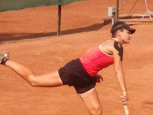 10 родни тенис таланти са на 1/4 финалите на турнир в Плевен
