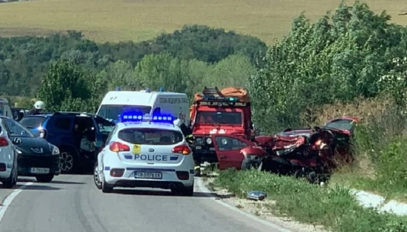 Катастрофа на пътя Русе - Бяла, има обходен маршрут