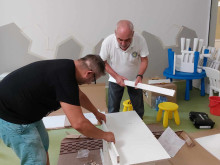 Доброволци и НПО-та ремонтират заедно детското отделение на Велико Търново