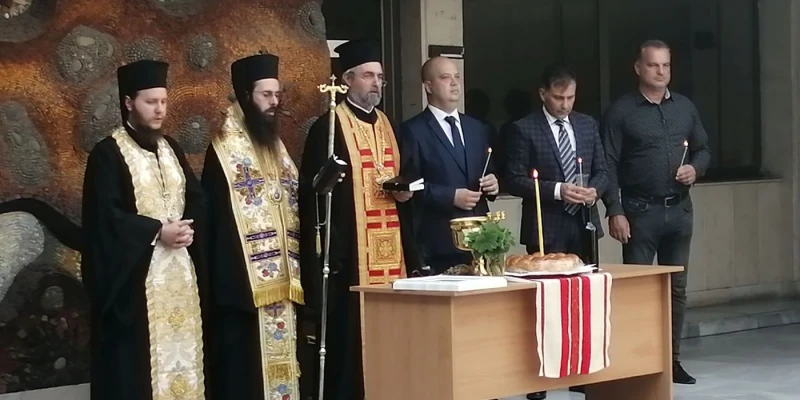 Знеполският епископ Арсений освети сградата на Областна администрация Пловдив