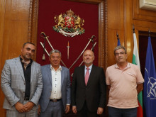 Тагарев обсъди задълбочаване на сътрудничеството на МО и предприятията от българската отбранителна индустрия