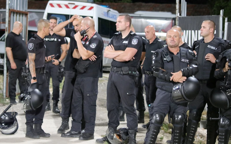 Жандармерия от Пловдив и София ще помага на полицията в Пазарджик за мача на Локо