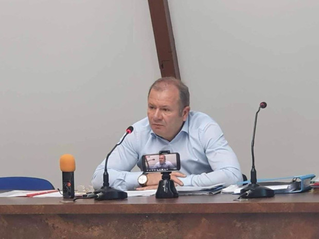 </TD
>Председателят на Общински съвет Благоевград Радослав Тасков даде редовната си