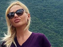 Охранители първи открили мъртвата учителка, била е на задната седалка