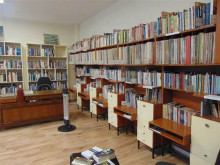 В 1395 училища у нас има оборудвани библиотеки, а здравните кабинети са са 1779