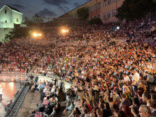 Радев посети 12-ото издание на спектакъла "Нощ на звездите" в Пловдив