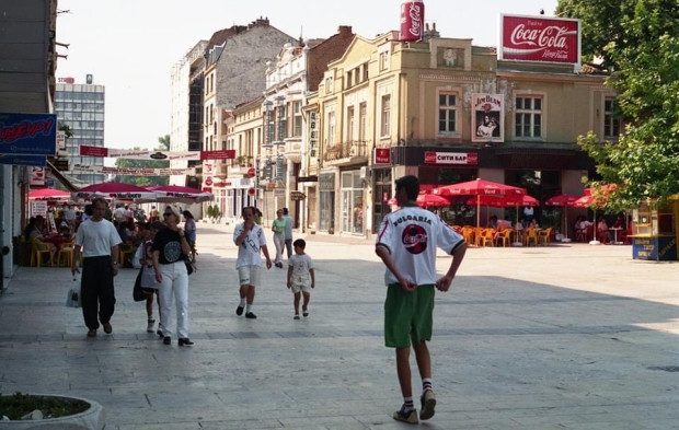 </TD
>Ето как е изглеждала Главната на Пловдив по време на прехода.