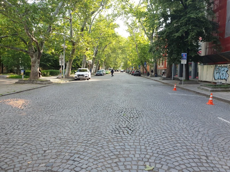 За 10 дни част от улица "Иван Вазов" в Пловдив става пешеходна
