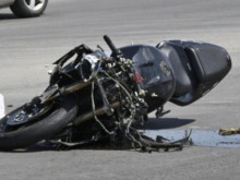 Мотоциклетист изхвърча в канавка на пътя Бургас – Малко Търново