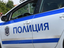 15-годишен разби две кафемашини и открадна монетниците в Шуменско