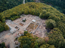 Археолози продължават проучването на Мисионис