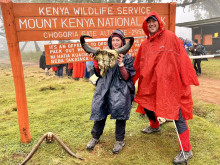 Баща и дъщеря от Видин участват в експедиция за покоряването на планината Кения в помощ на деца с албинизъм