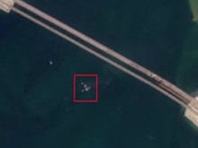 Сателитни снимки показват руски "барикади" срещу украинските БПЛА близо до Кримския мост