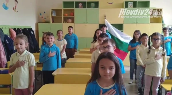 МОН обяви графика на ваканциите на учениците за новата учебна година