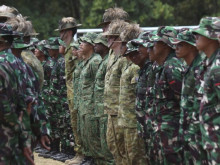 Индонезия, САЩ, Япония и още четири страни провеждат учения в района на остров Ява