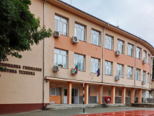 Пловдивска гимназия отваря врати напълно обновена за 15 септември