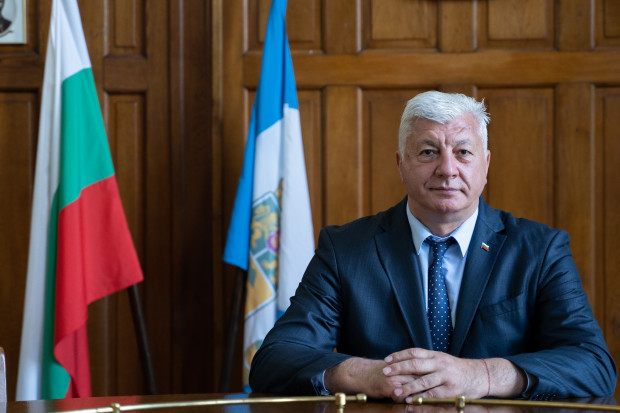</TD
>Кметът на град Пловдив отправи специален поздрав към пловдивчани по