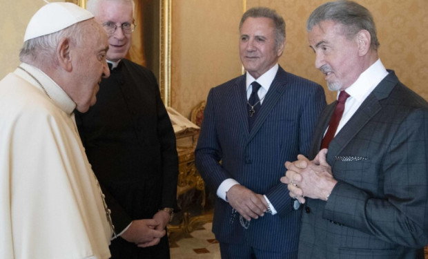 Папа Франциск прие днес на частна аудиенция Силвестър Сталоун предаде