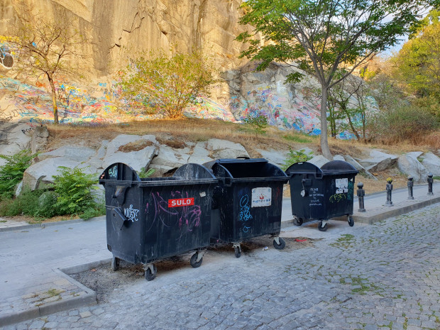 </TD
>1030 нови контейнери за боклук се кани да закупи Община