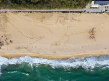 Нова огромна пясъчна рисунка се появи на Българското черноморие