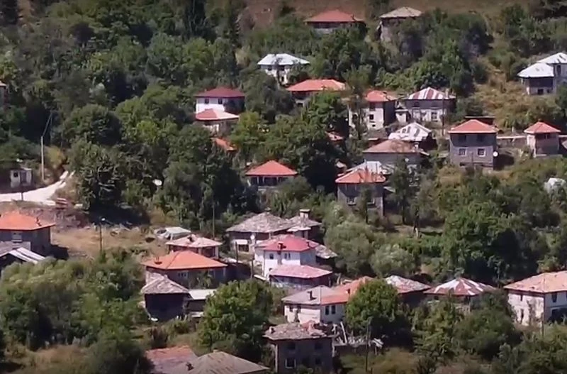 В това родопско село живеят седем души, но жителите му не го заменят за големия град