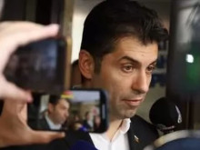 Кирил Петков отрече да е получавал обаждане от Алексей Петров