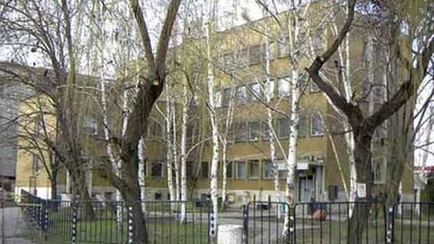 Невиждани сцени в двора на едно от полицейските управления в Пловдив
