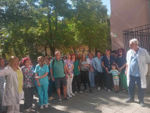 Втори ден недоволство в "Шейново": Колеги на д-р Велев протестират в негова защита