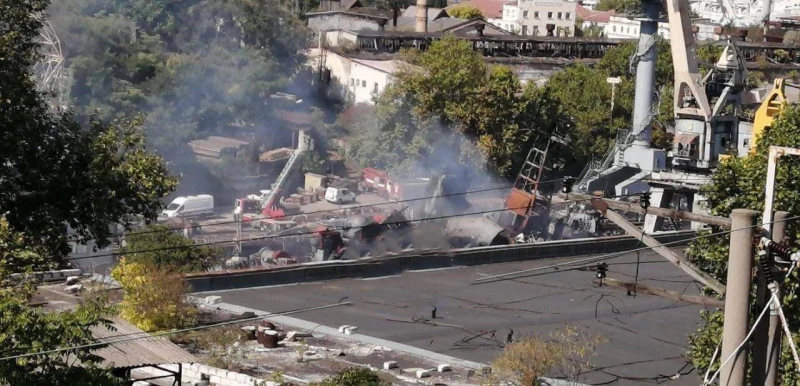 Снимка от Севастопол доказа: ГДК "Минск" е напълно унищожен, не е повреден
