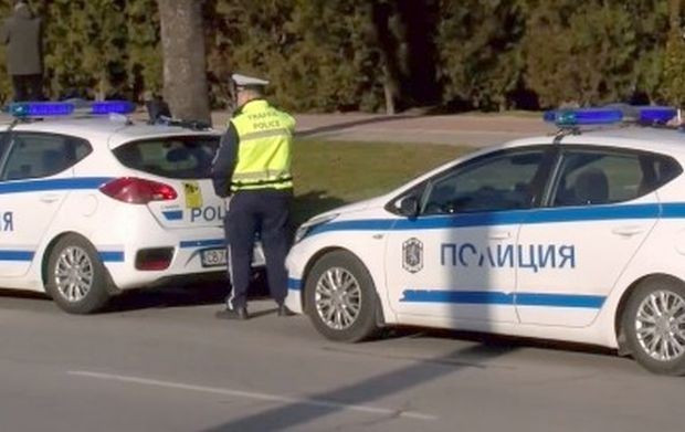 Полицията в Твърдица е установила 48-годишна жена да управлява лек