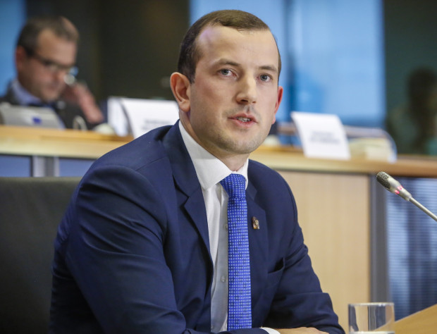 Еврокомисарят Виргиниюс Синкявичюс ще вземе участие в парламентарната комисия по
