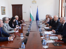 Министър Славов представи плановете за конституционната реформа пред Венецианската комисия