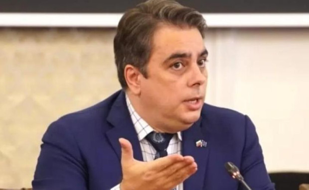 Министърът на финансите Асен Василев изпрати писмо до кметовете на