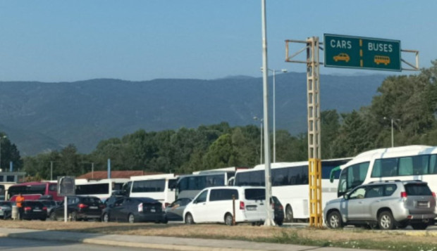 Пускат магистралата Солун-Атина само за леки коли, до 3.5 тона. Това ще