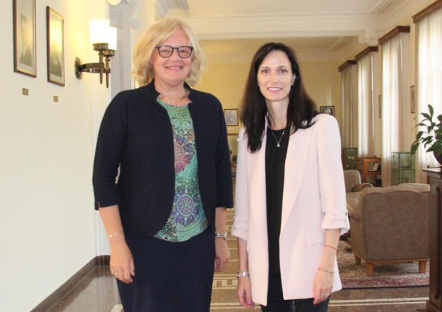 Вицепремиерът Мария Габриел проведе работна среща с посланика на Австрия
