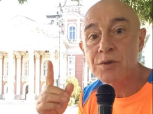 Икономист: Хората, които са маниаци на недвижими имоти, са тъпички, глухи, слепи и късопаметни