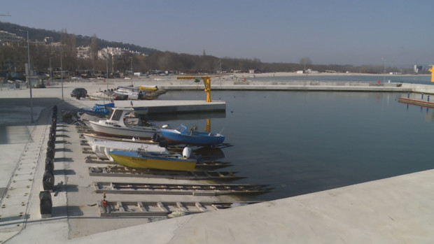 Варненските собственици на кораби и лодки акостиращи на пристанища Варна