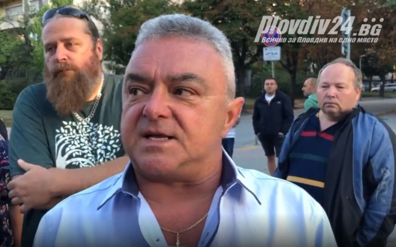 Протестиращи грабнаха служител на ВиК Пловдив