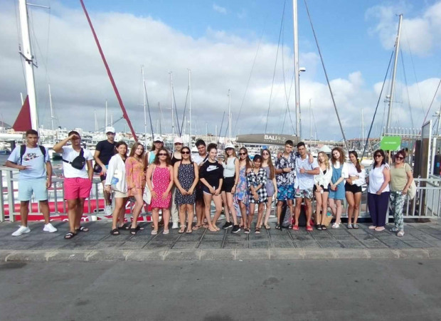 Варненски ученици трупаха опит на стаж във фирми на Канарските острови