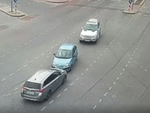 Кръстовище в Пловдив се превърна в провал за неподготвени шофьори